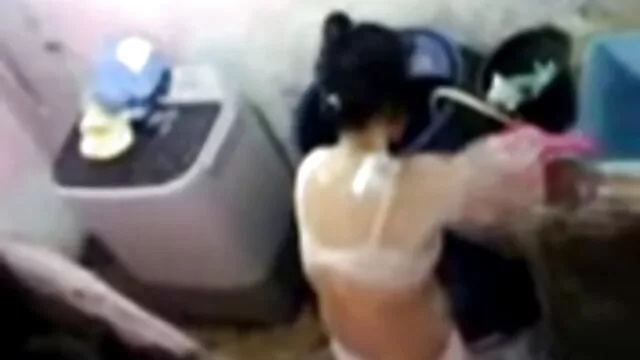 A telhetetlen mostohatestvér akar egy kemény kakas, cum. sexi anyukak