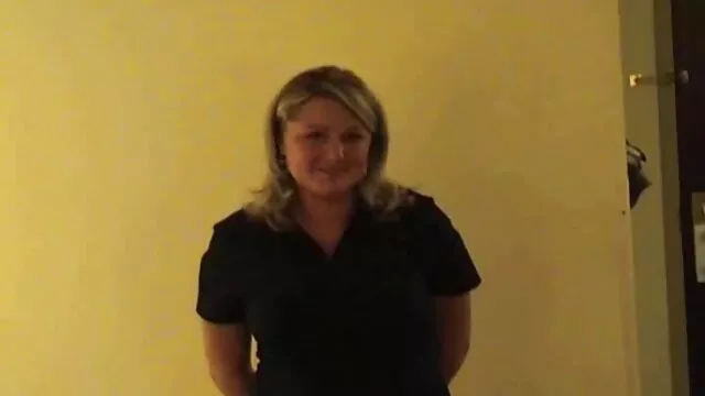 Layla Price reggele egy mély anális unoka pornó szopással kezdődött.
