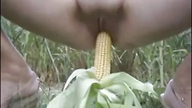 Mulatta Precilia ad interjúk sex mesefilmek jelent meztelen előtt Woodman
