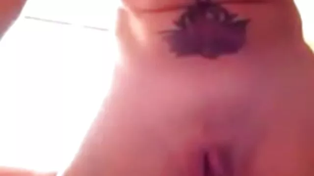 csúnya fekete hajú nem Mély torok, ingyen duci szex tánc