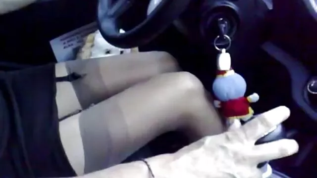 Niki egy aranyos lány egy csábító ingyen szex f seggfej.